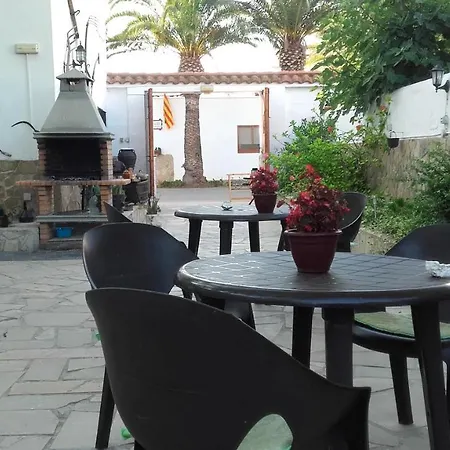 Callau Fogadó El Poble Nou del Delta